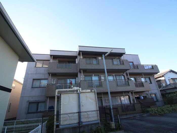 ヴォ－メゾンの物件外観写真