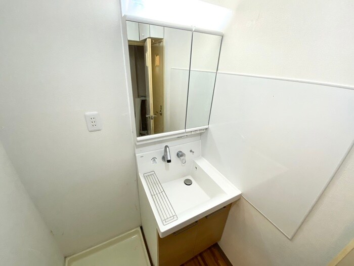 ルミエ－ル出町柳（２０８）の物件内観写真