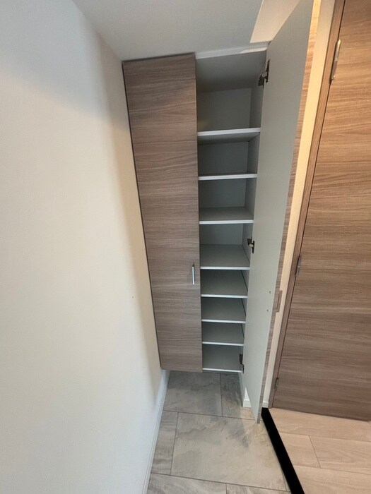 S-RESIDENCE小阪azureの物件内観写真