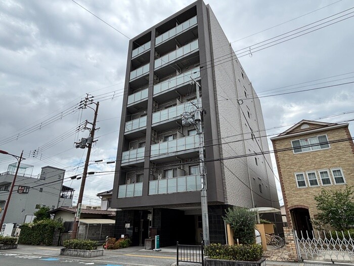 フジロイヤルローズコートの物件外観写真