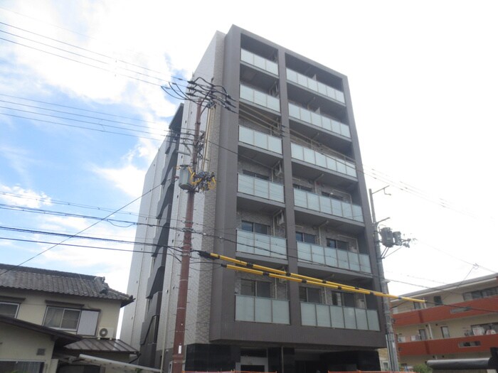 フジロイヤルローズコートの物件外観写真