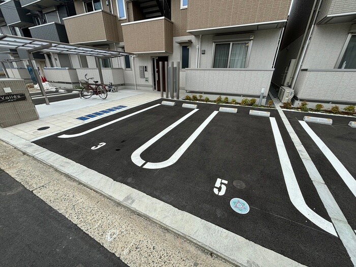 バレーの物件外観写真