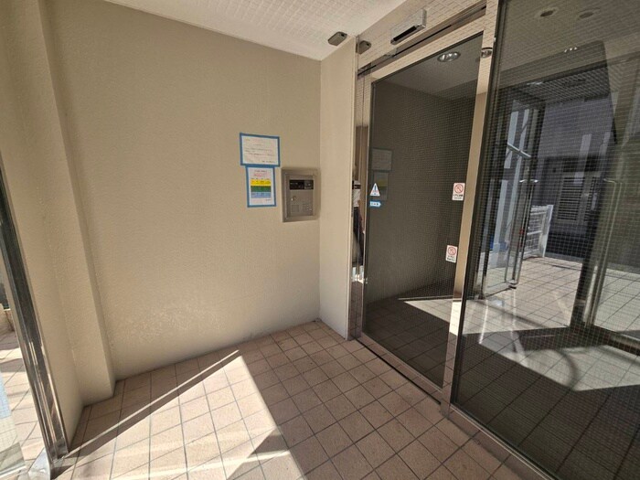 メゾン近松の物件外観写真