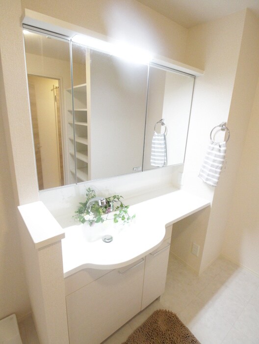 セントコリーヌD棟の物件内観写真