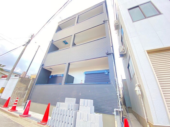 ディレットーレ堺東の物件外観写真