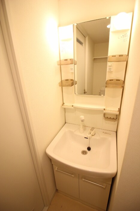 ロイヤルハイツ今市の物件内観写真