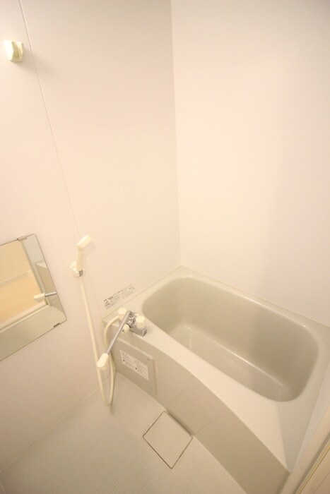 ロイヤルハイツ今市の物件内観写真