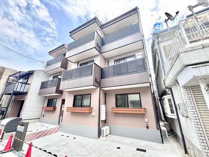 ソレイユアーバン18の物件外観写真