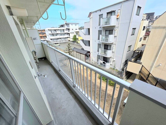 名谷農住Ｆ棟の物件内観写真
