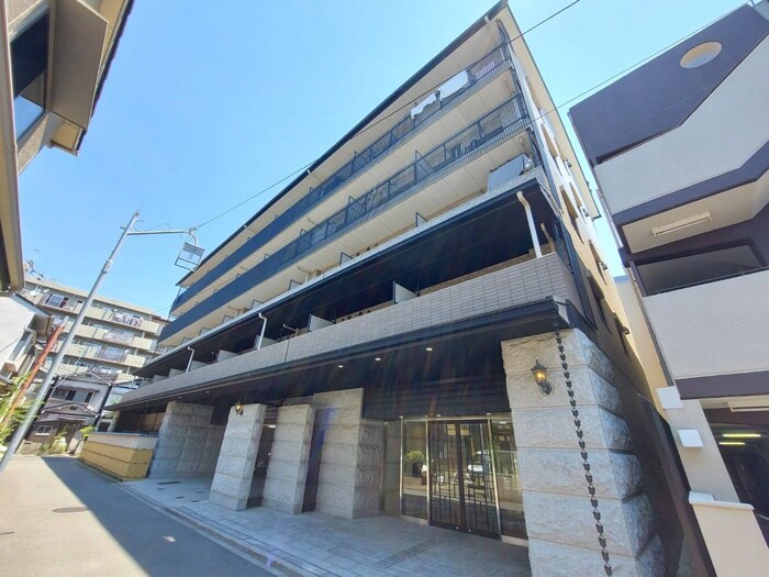 ＬＵＸＥ中書島の物件外観写真