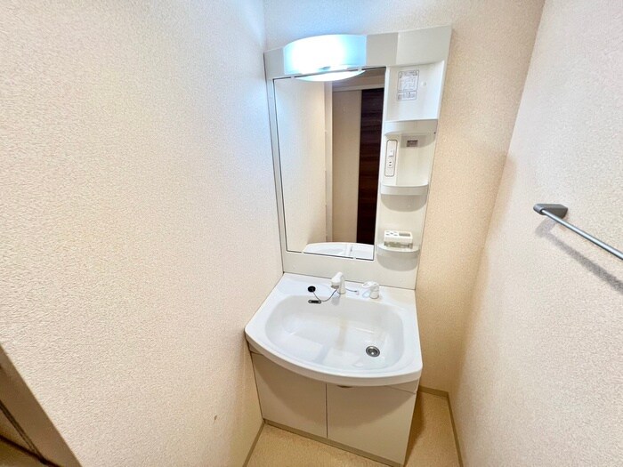 ＬＵＸＥ中書島の物件内観写真