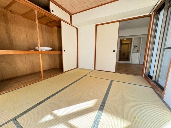 アーバンパーク緑地公園の物件内観写真