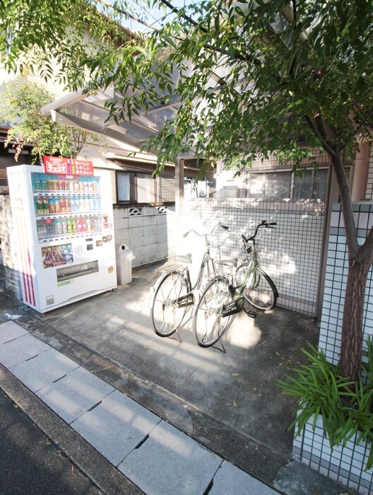 ルネサンスの物件外観写真