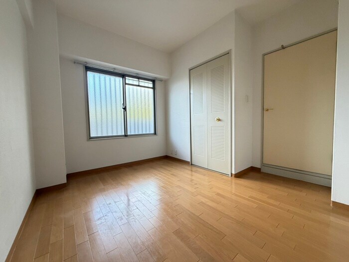 アーバンパーク緑地公園の物件内観写真