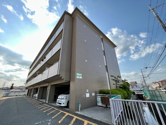 グランド－ル南野の物件外観写真