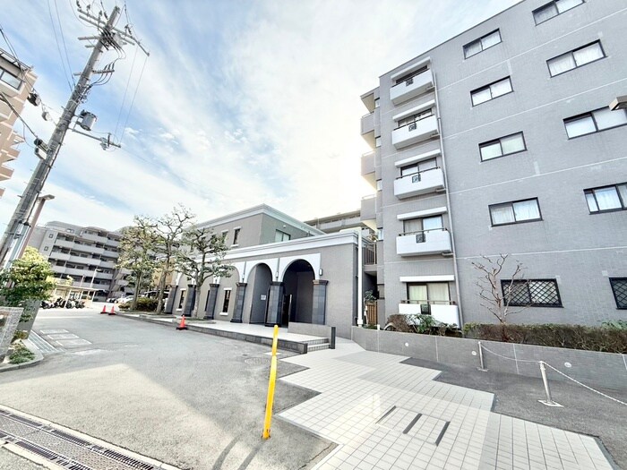 パデシオン宇治木幡（３０１）の物件外観写真