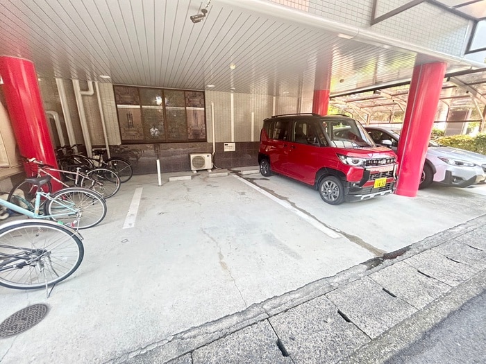 パルデメールの物件外観写真