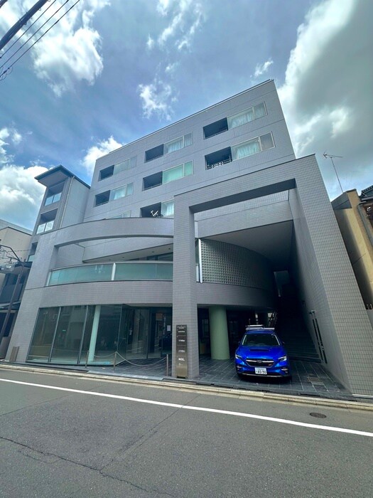 メゾンアルマの物件外観写真