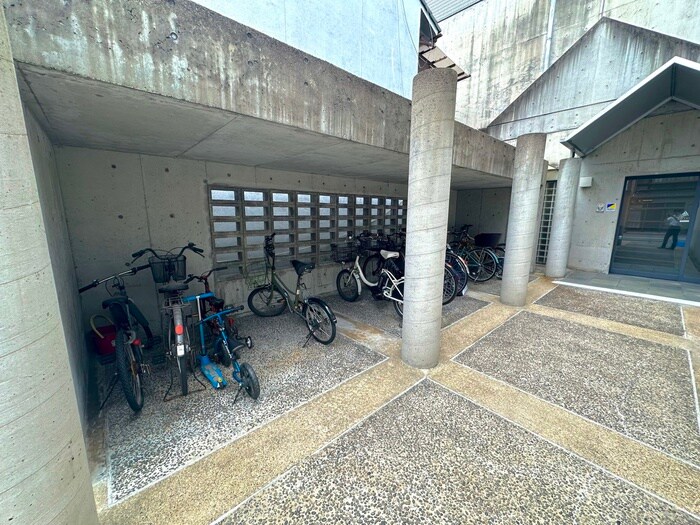 メゾンアルマの物件外観写真