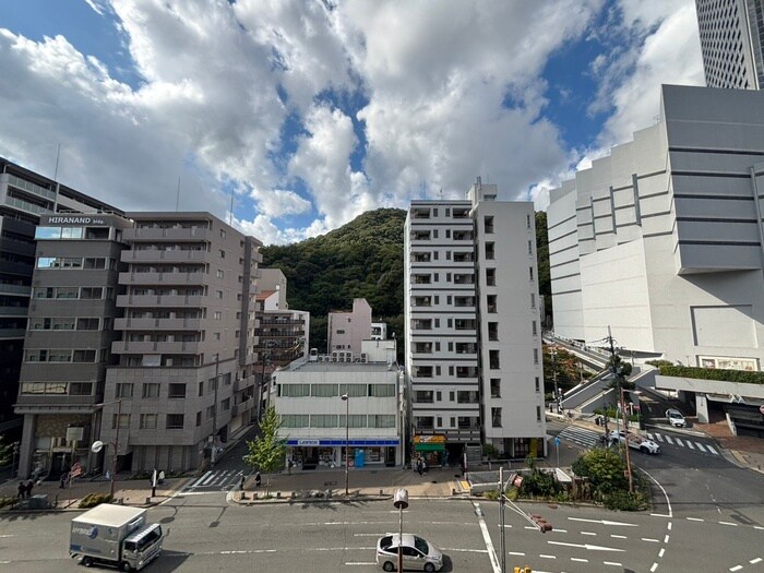 ﾌﾟﾚｻﾝｽｼﾞｪﾈ新神戸ｽﾃｰｼｮﾝﾌﾛﾝﾄの物件内観写真