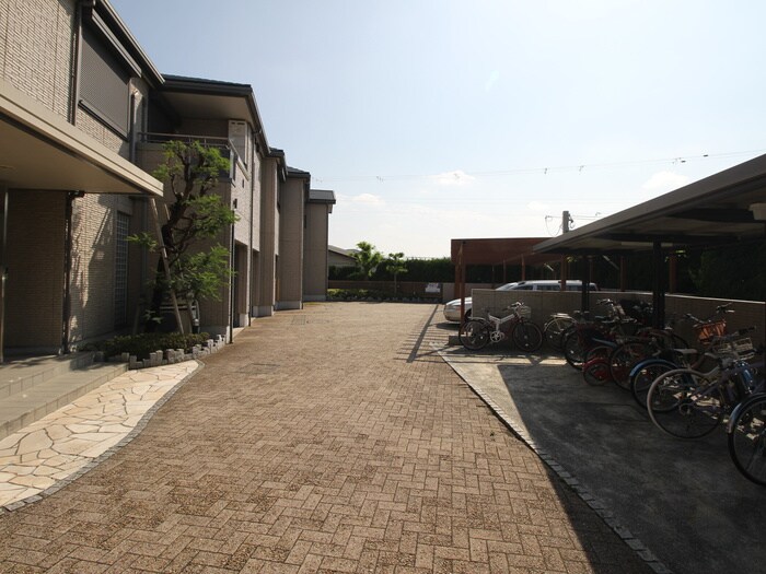 DAIKENN COURT芦屋の物件外観写真