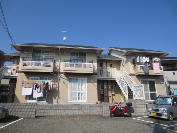 ル･シェール竜が岡の物件外観写真