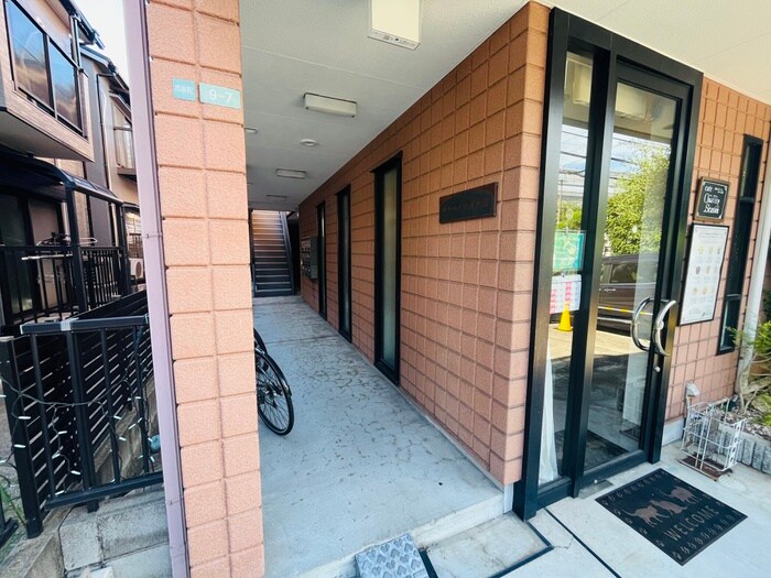 サンハイツ香枦園の物件外観写真