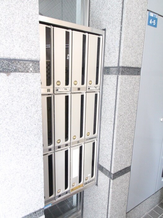 Ｊ・スクエアの物件外観写真