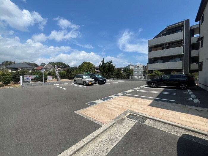 レイアフォレストⅢの物件外観写真