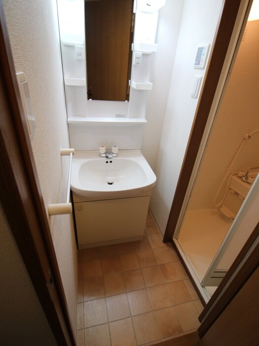 クローバーコートの物件内観写真