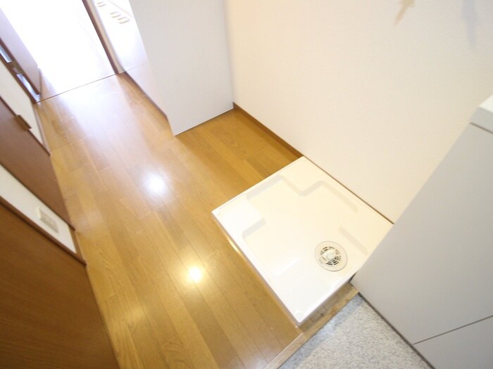 クローバーコートの物件内観写真