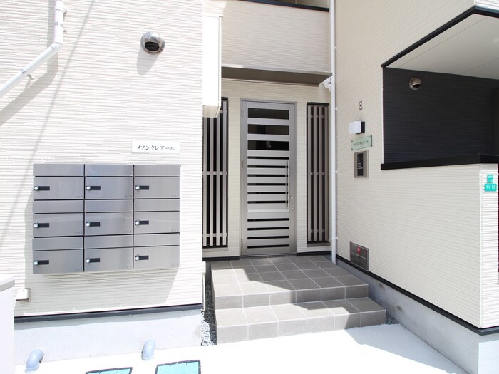 メゾンクレアールの物件外観写真