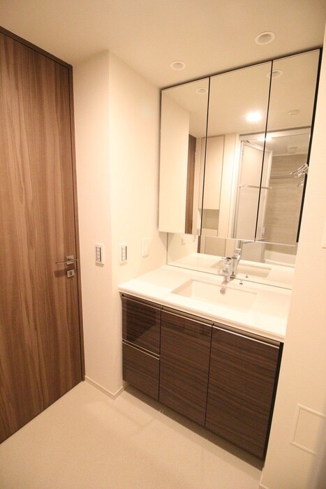 ｻﾞ･ﾊﾟｰｸﾊｳｽ三条油小路(108)の物件内観写真