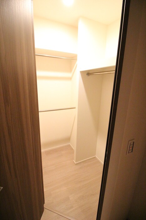 ｻﾞ･ﾊﾟｰｸﾊｳｽ三条油小路(108)の物件内観写真