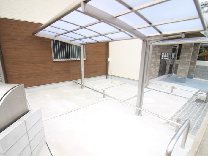 寿ＯＭパレスの物件外観写真