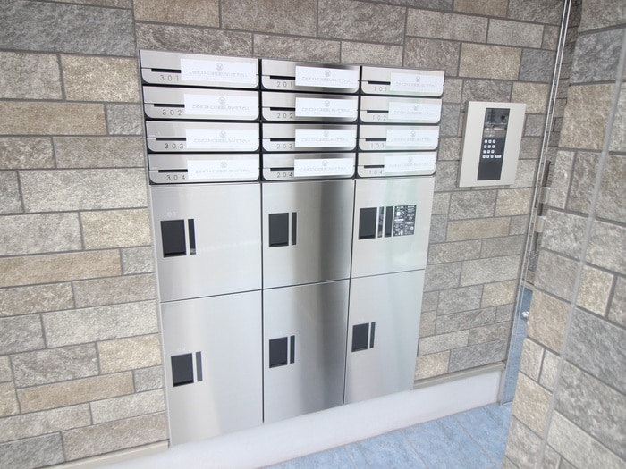 寿ＯＭパレスの物件外観写真