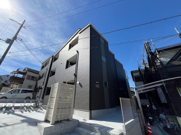 F+style狭山・池尻中2号館の物件外観写真