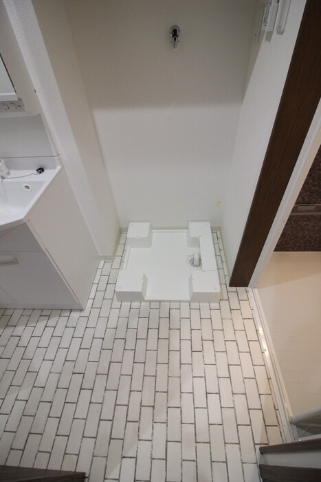 クリエオーレ安立の物件内観写真