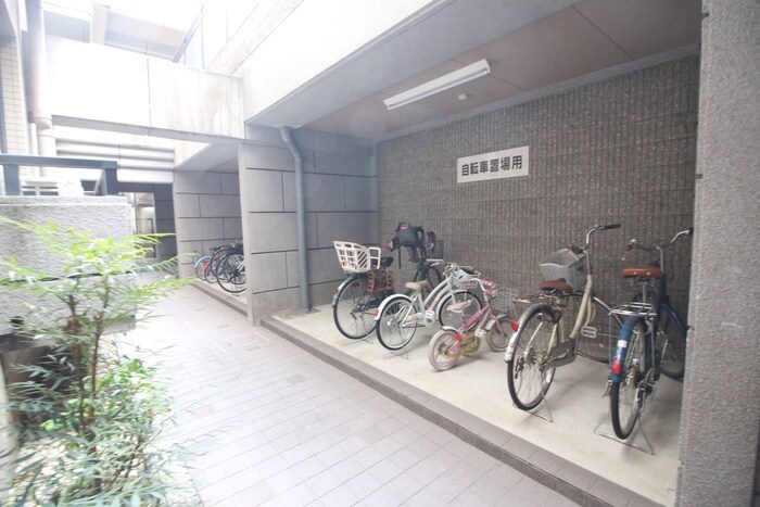 北野マンションの物件外観写真