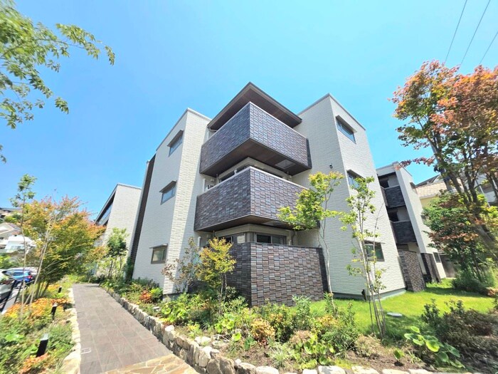 エクセレントガーデンヒルズA棟の物件外観写真