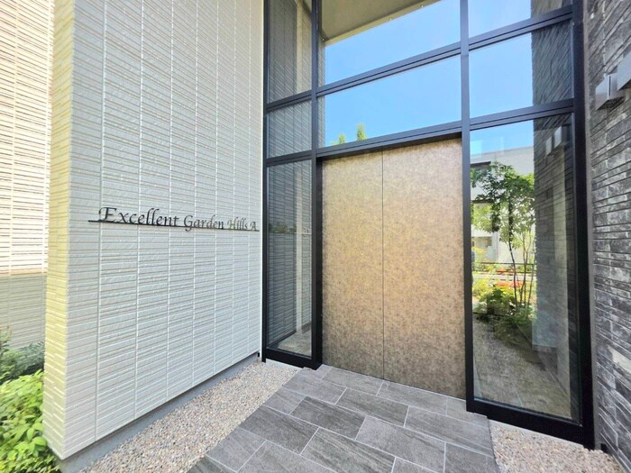 エクセレントガーデンヒルズA棟の物件外観写真
