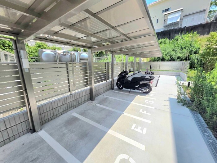 エクセレントガーデンヒルズA棟の物件外観写真