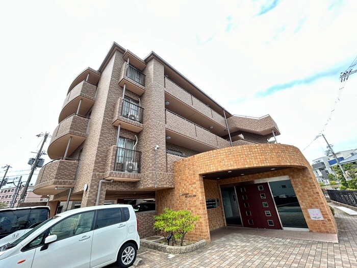 和マンションの物件外観写真