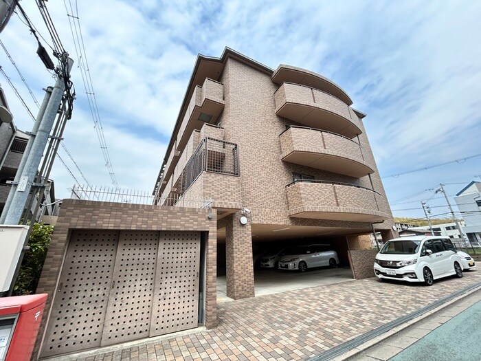 和マンションの物件外観写真