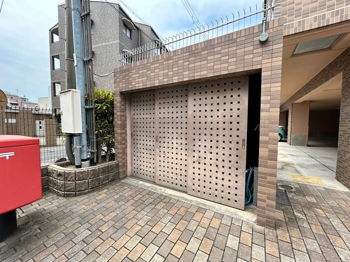 和マンションの物件外観写真