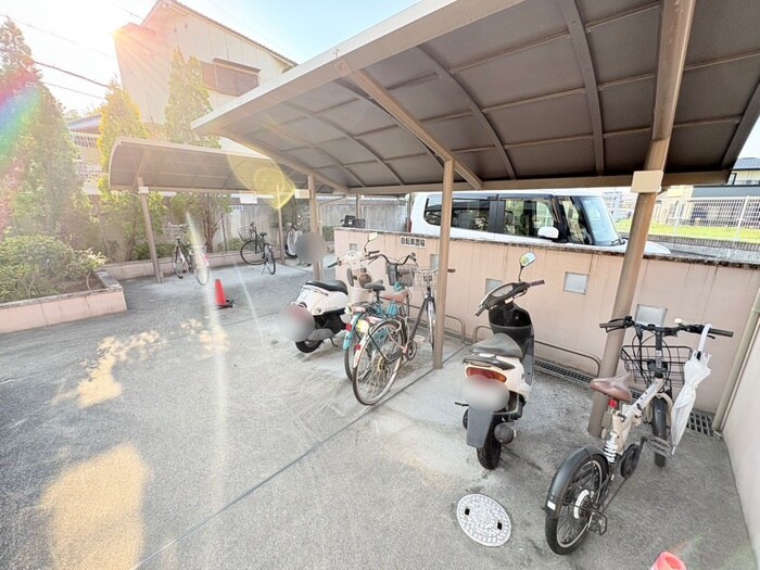 サウスメゾンジャスミンの物件外観写真