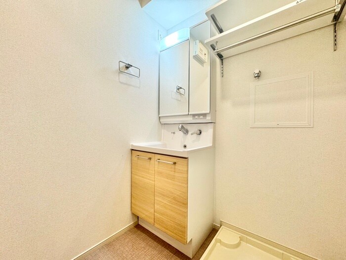 アイマコート初芝の物件内観写真