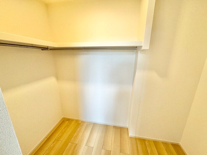 アイマコート初芝の物件内観写真