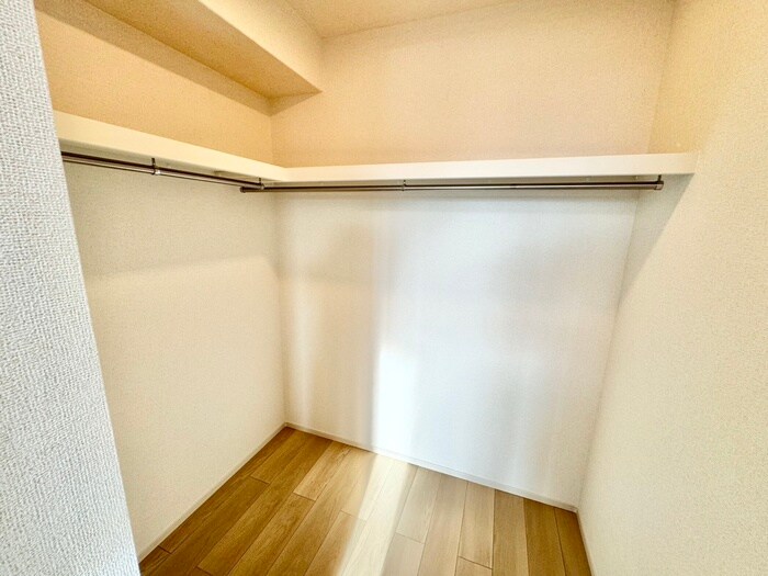 アイマコート初芝の物件内観写真