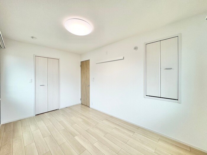 アイマコート初芝の物件内観写真